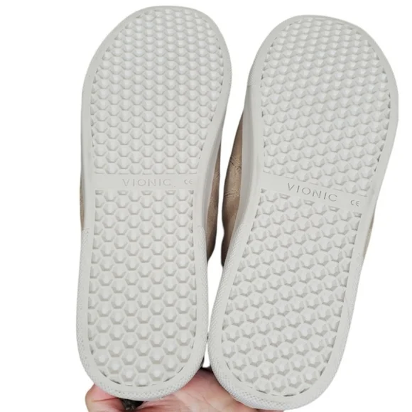 VIONIC Jean Tan Suede Comfort Slip On Elastic Sneakers Women's 10 - Picture 3 of 4